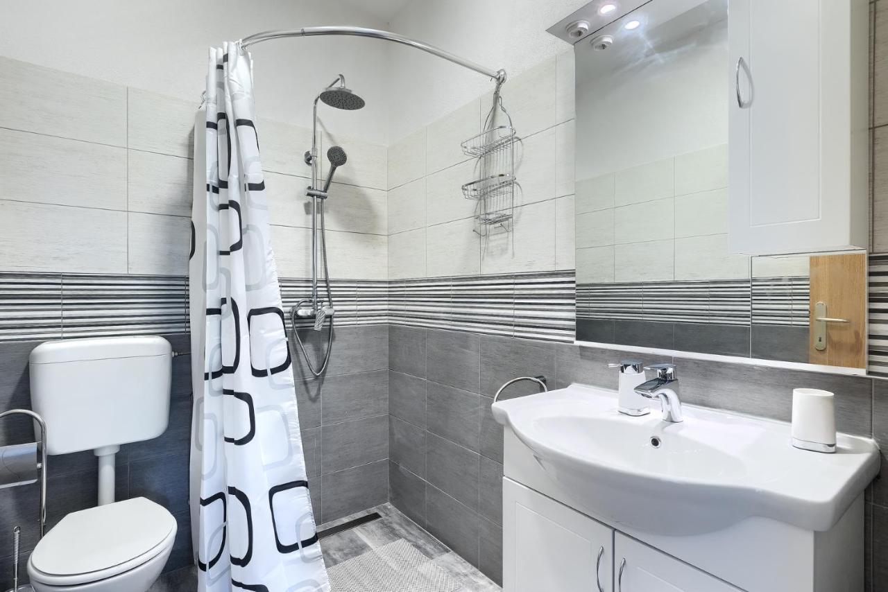 Holiday House Chill Out Loborika Pula 6 Persons Marcana Экстерьер фото