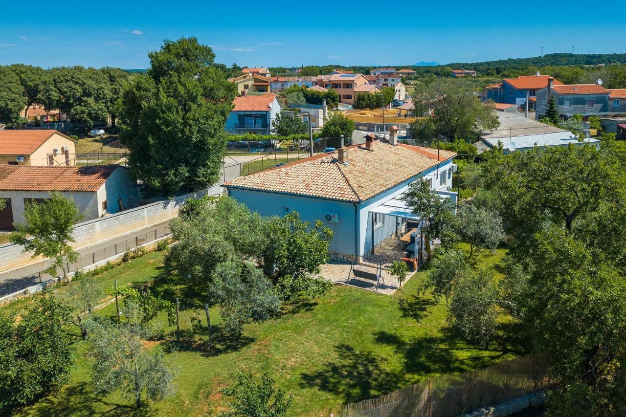 Holiday House Chill Out Loborika Pula 6 Persons Marcana Экстерьер фото