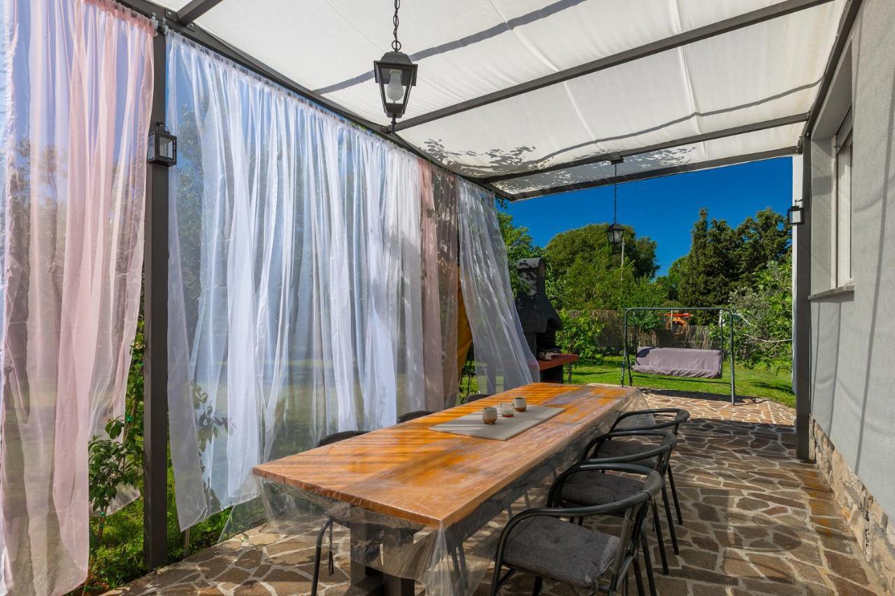 Holiday House Chill Out Loborika Pula 6 Persons Marcana Экстерьер фото